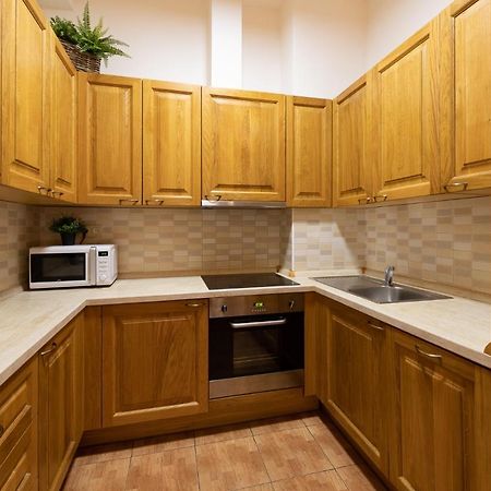 Luxury Apartment In Prime Location Praag Buitenkant foto