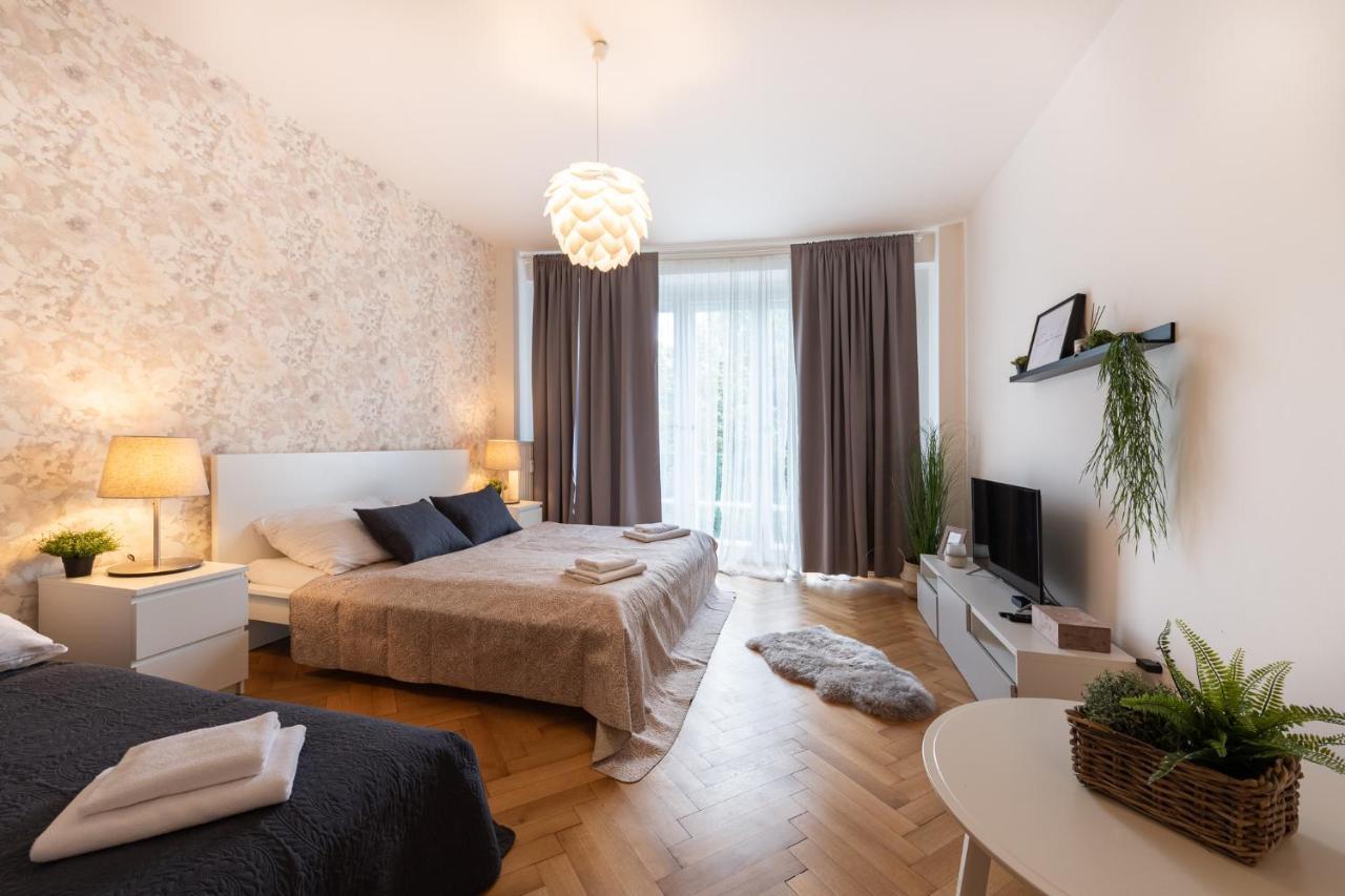 Luxury Apartment In Prime Location Praag Buitenkant foto