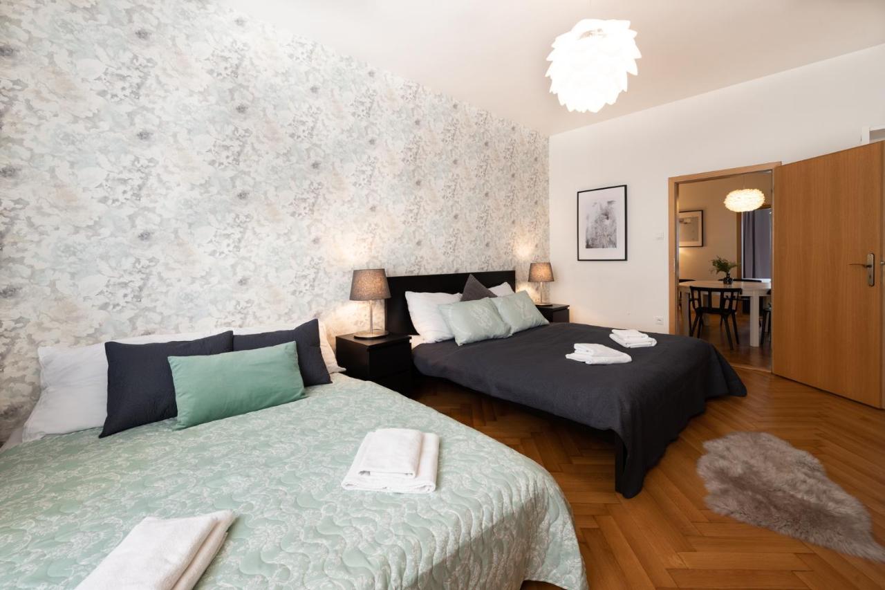 Luxury Apartment In Prime Location Praag Buitenkant foto
