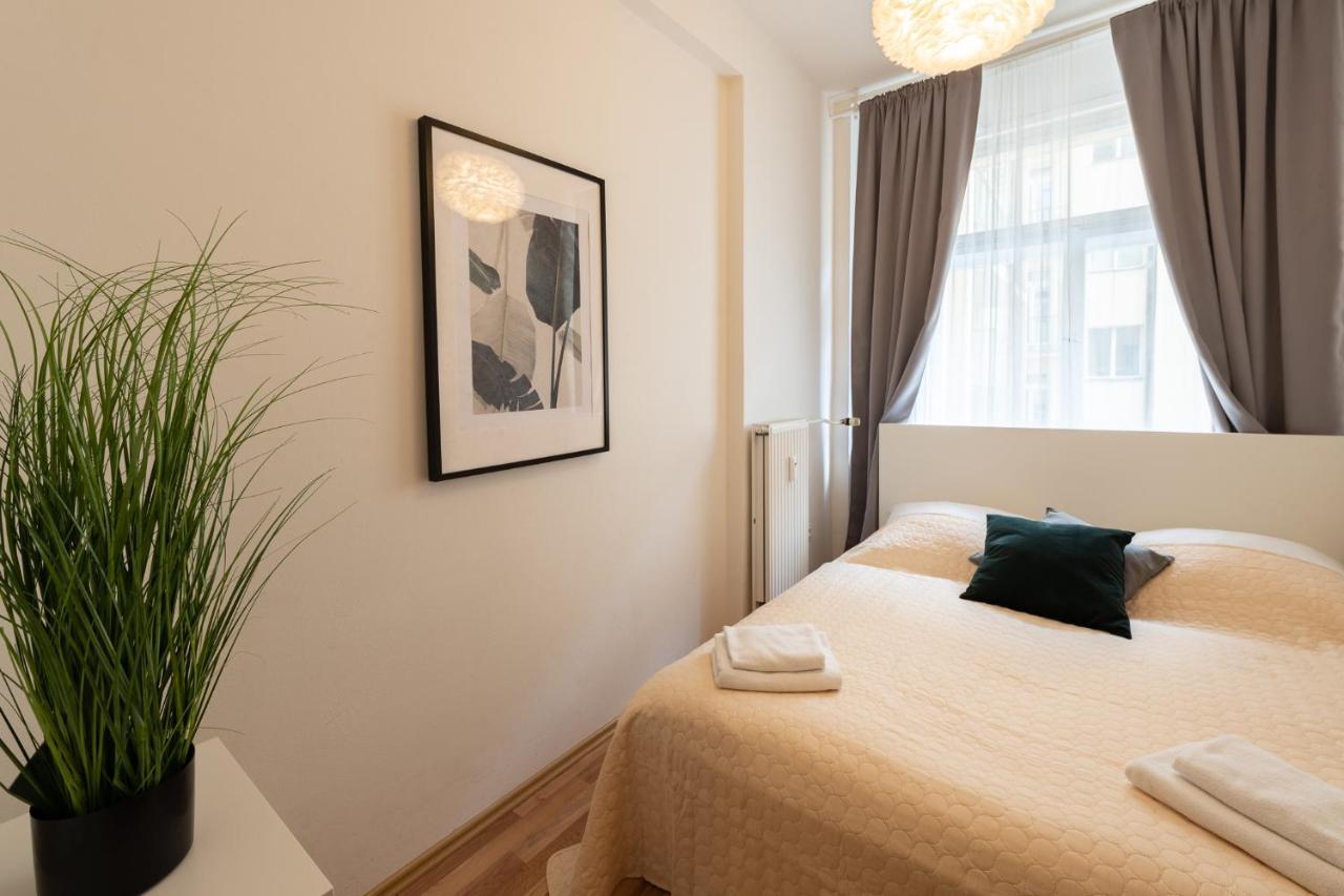 Luxury Apartment In Prime Location Praag Buitenkant foto