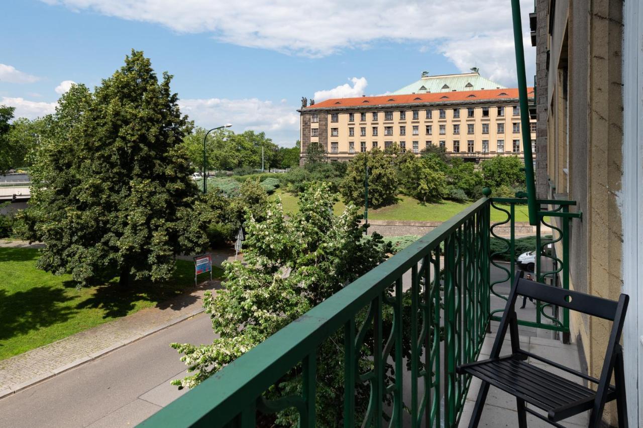 Luxury Apartment In Prime Location Praag Buitenkant foto