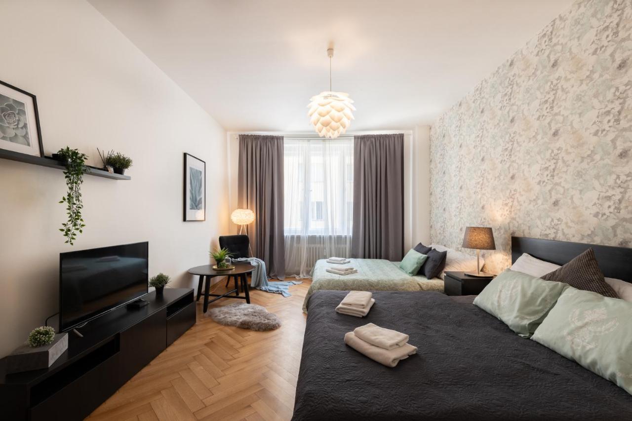 Luxury Apartment In Prime Location Praag Buitenkant foto